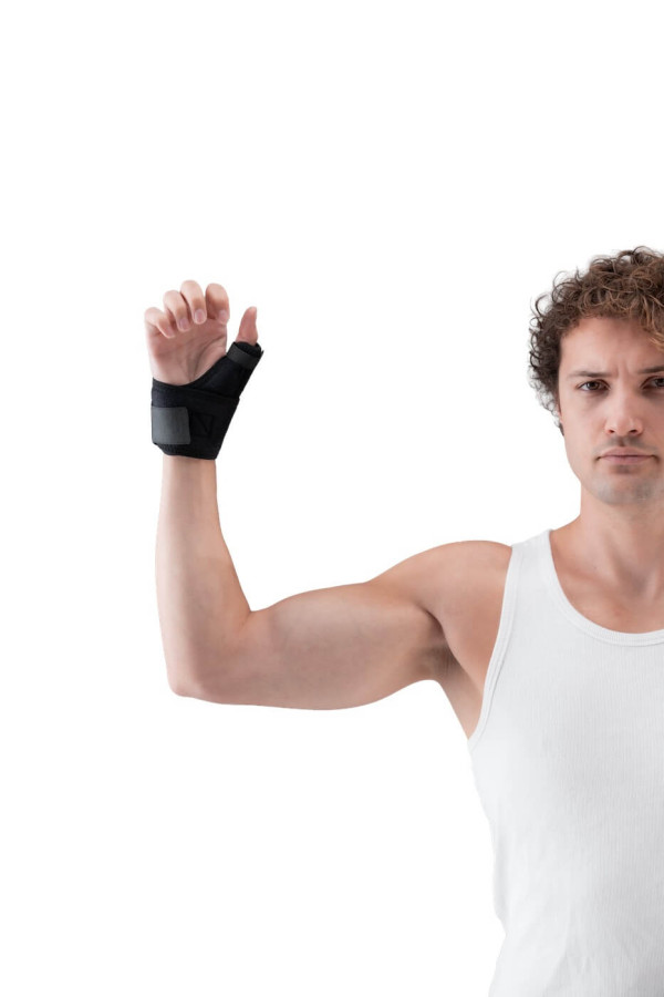 0129 ORTOZA ZA PALAC OD NEOPRENA DESNA UNIVERZALNA